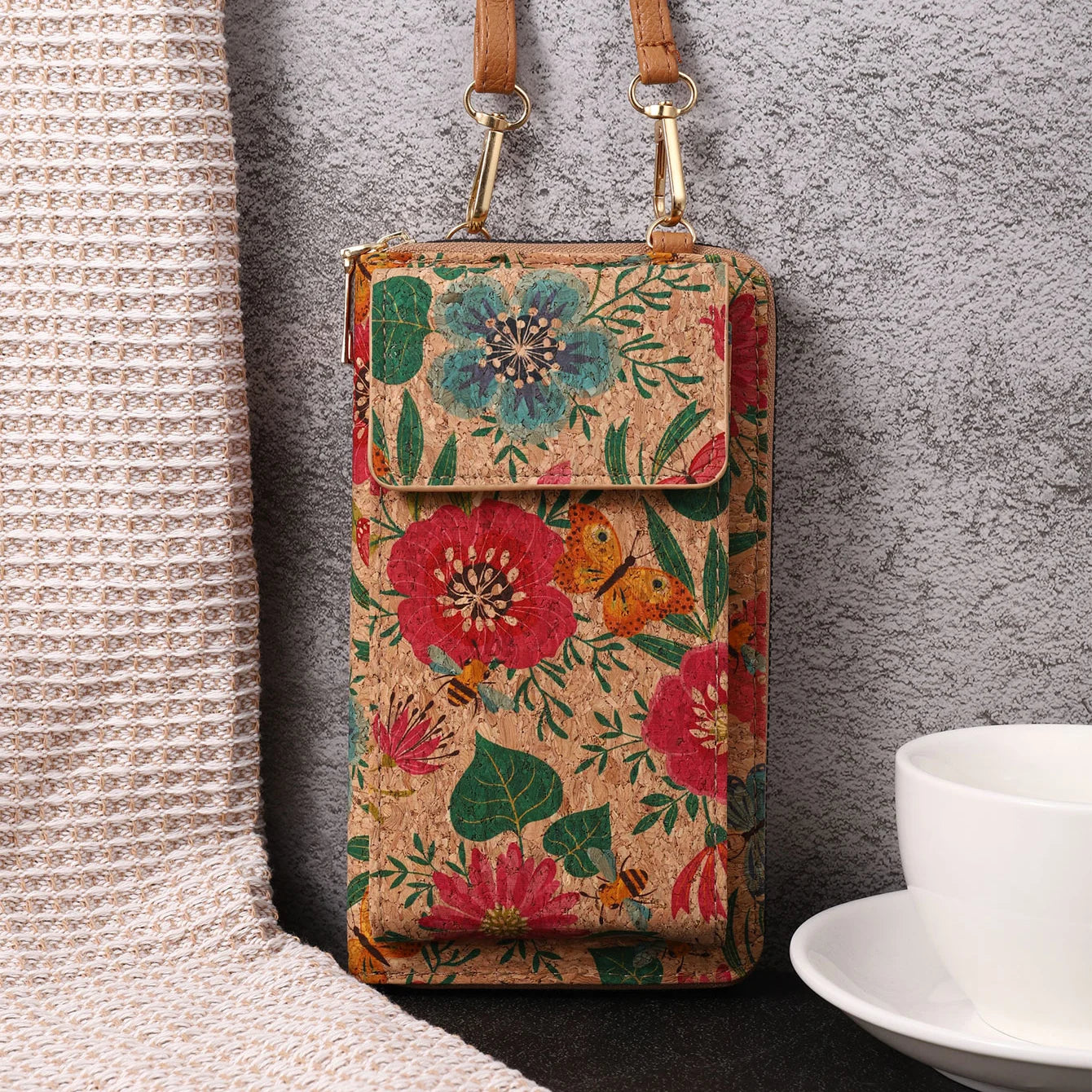 Retro Versatile Shoulder Bag Multi Functional Large Capacity Phone Bag with Bosnian Style Adjustable Crossbody Bag