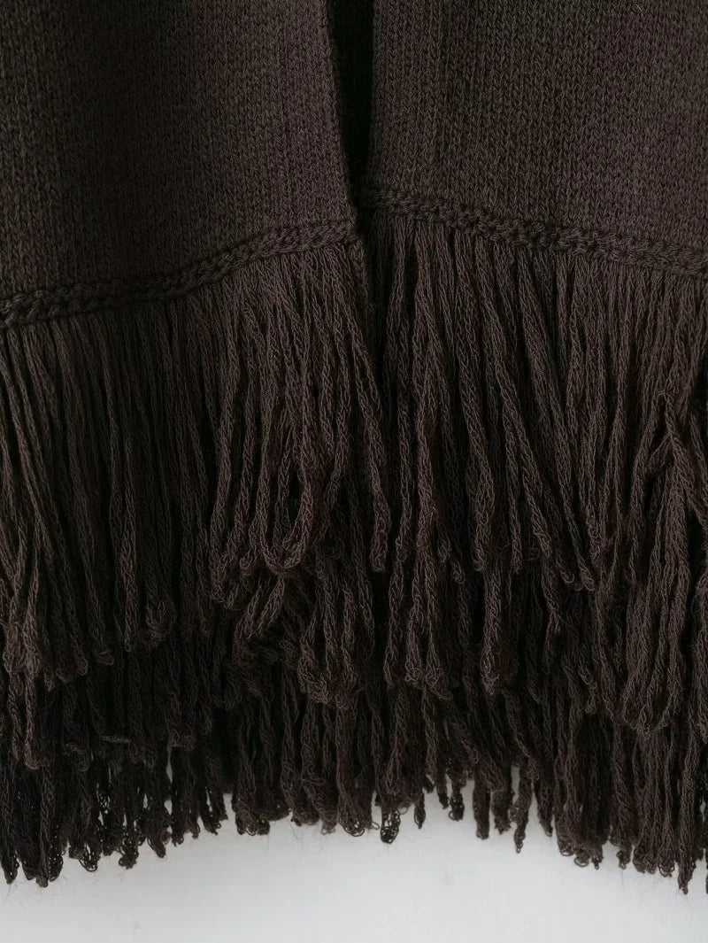 Fringed Cropped Cardigan – Boho Layering Essential (Burgundy / Black / Chocolate) Fringed Cropped Cardigan – Boho Layering Essential (Burgundy / Black / Chocolate)