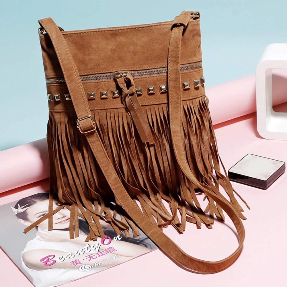 Fringe Design Messenger Bag with Adjustable Strap Everyday Shoulder Bag Trendy Leather Shoulder Bag Tassel for Autumn and Winter